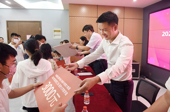 ��(ji��n)�ֹ���ح���u(y��)������(��i)���Y��40���l(w��i)�x�W(xu��)���A��W(xu��)��(m��ng)��