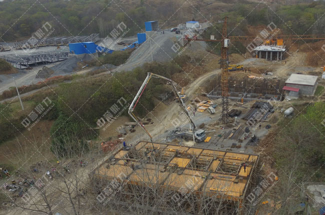 �����v�R��_ɽ�h����b¡�ν��ĕr�a2500-3000��ʯ�����a��